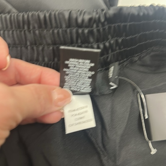 Torrid Wide Leg Streaky Satin high-rise pant deep black size 3R.NWT - Picture 8 of 9